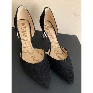 Pre loved Sam Edelman black Suede pumps in size 8